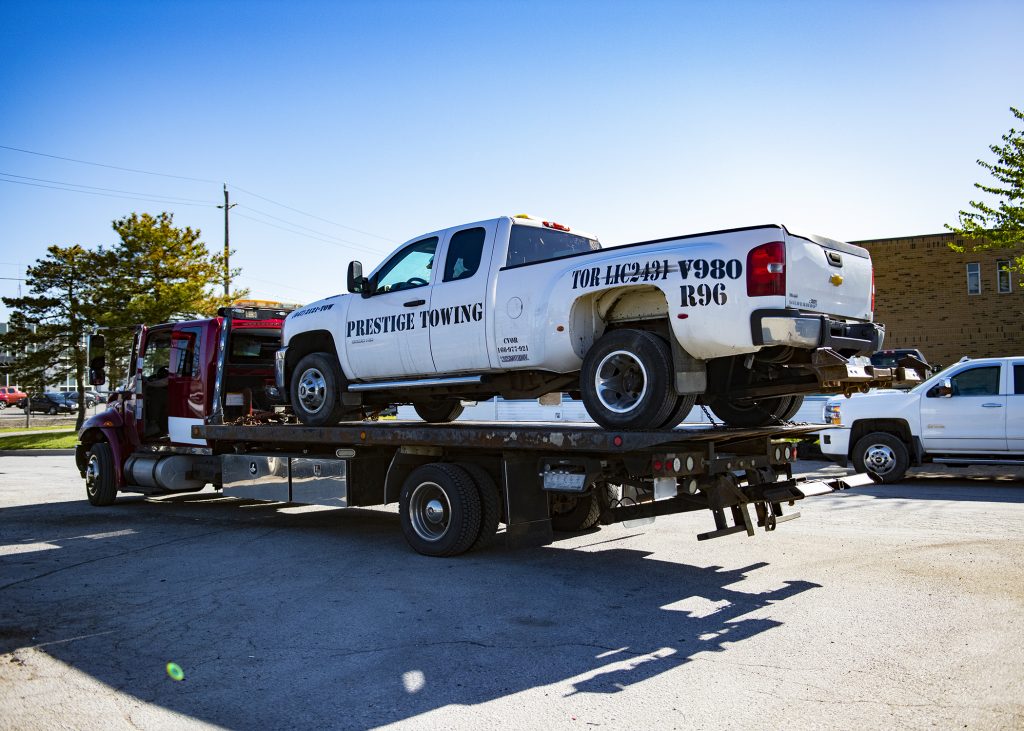 Here are 5 tips to help you choose the right tow truck company